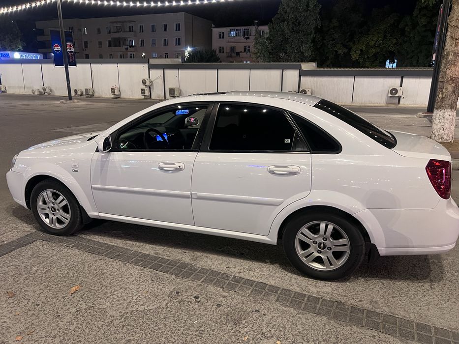 Lacetti 1.8 2010 yil srochna