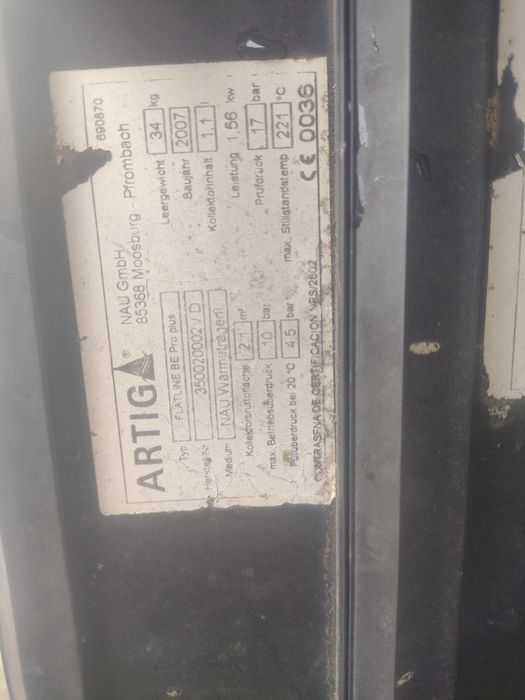 Vând Panu solar pentru apă caldă