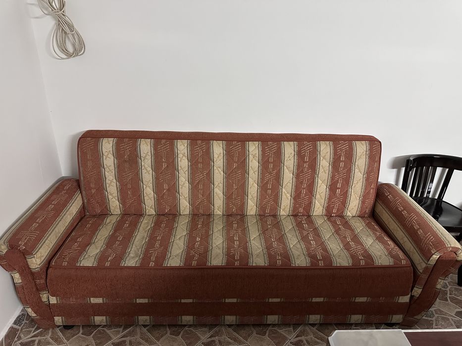 Canapea extensibilă