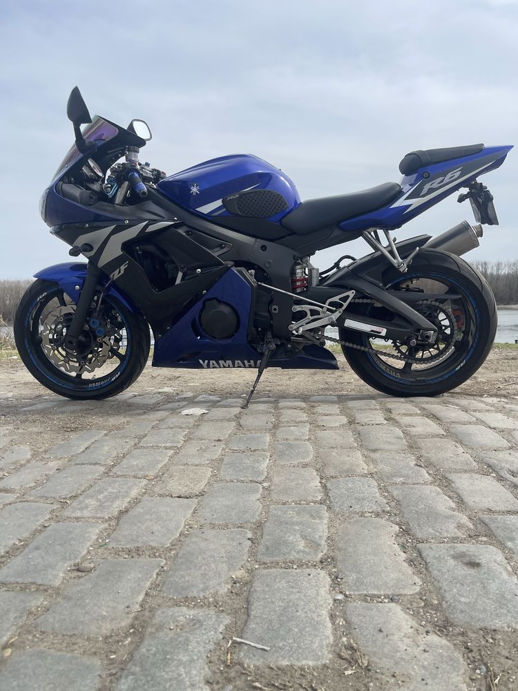 Vand sau schimb yamaha R6 injectie