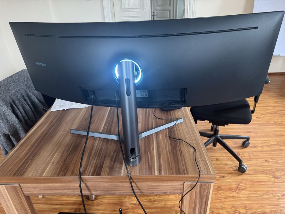 Monitor Samsung Odyssey G9 Qled