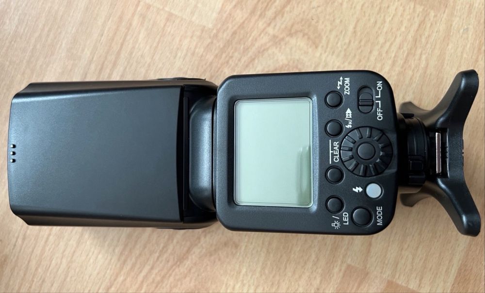 Canon 760D  pachet complet obiective geanta
