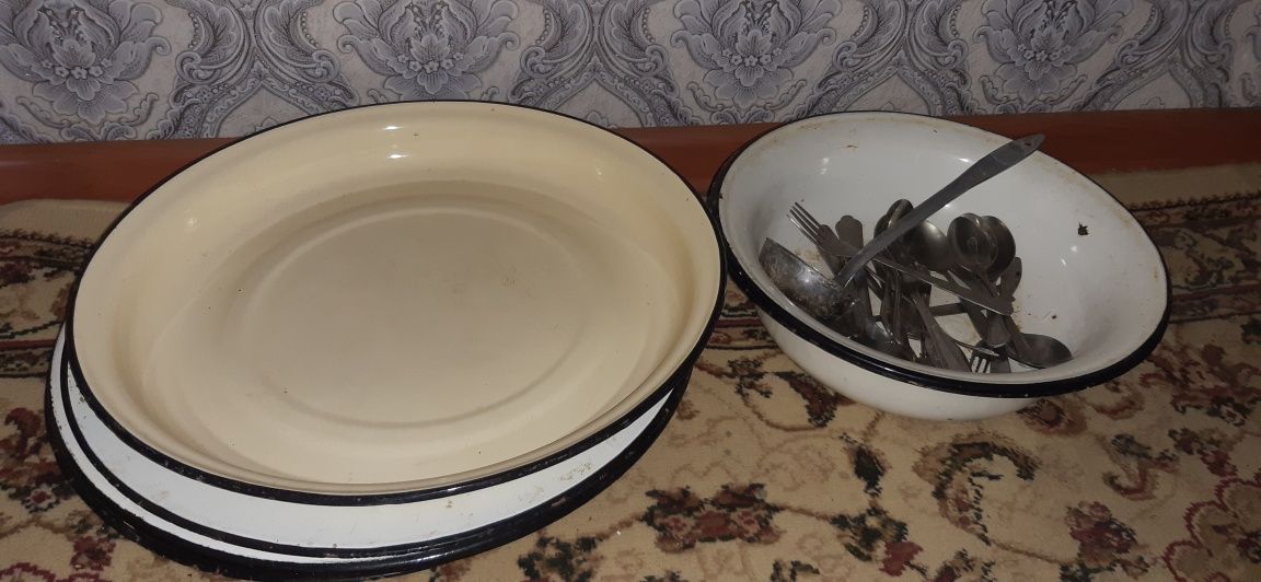Блюда подносы для кухни
