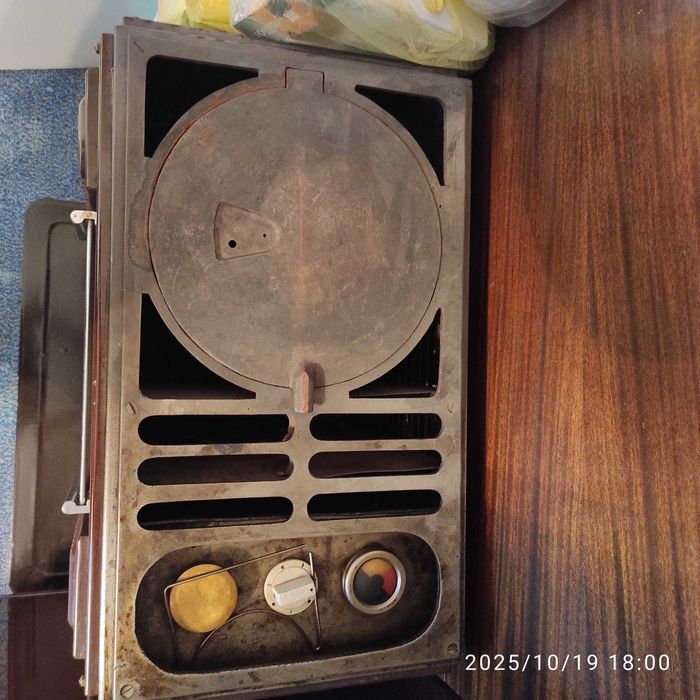 Продавам нафтова печка уникат