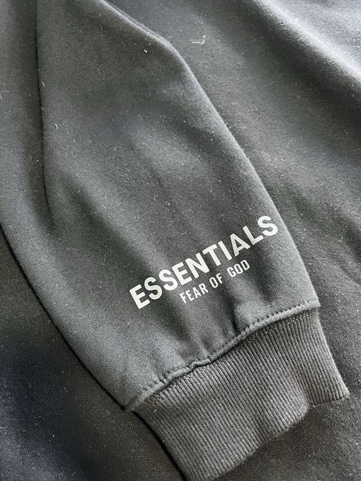 Hanorac essentials