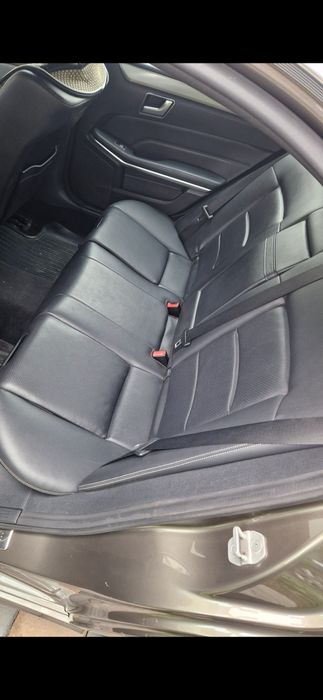 Mercedes Benz E 220, impecabil
