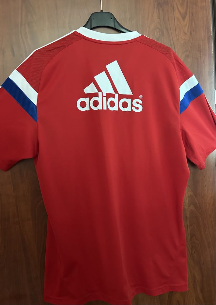 Adidas тениска L
