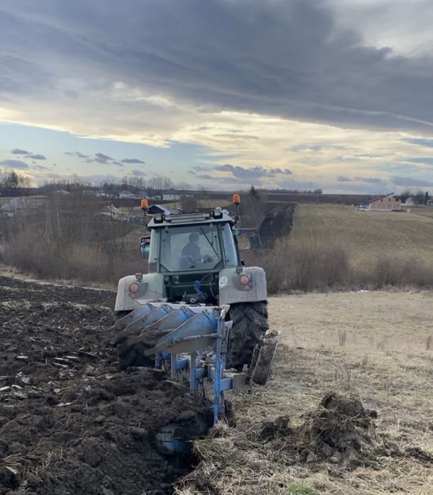 Vând plug lemken opal 140