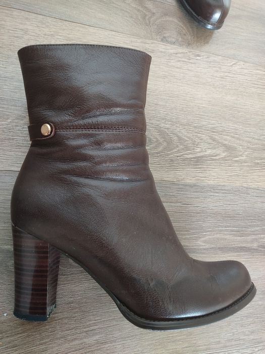 Срочно продам осенние сапоги