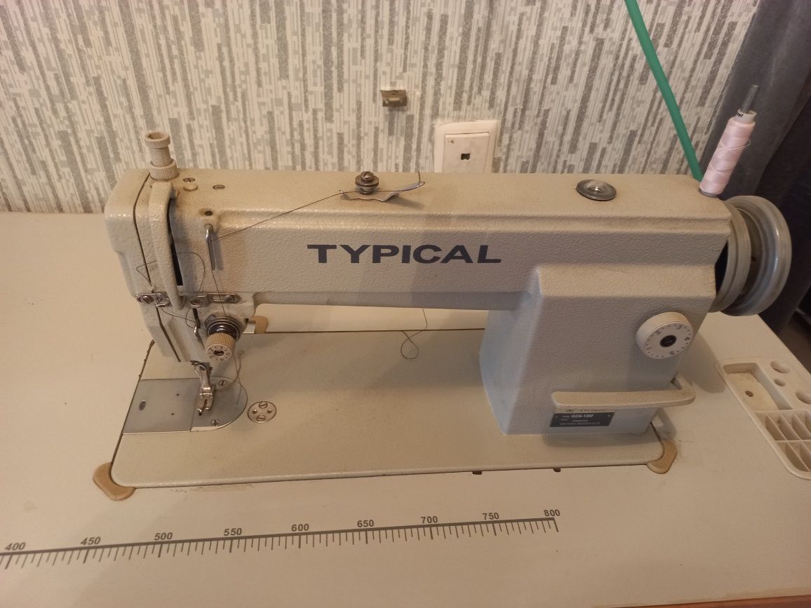 Швейная машинка Типикал