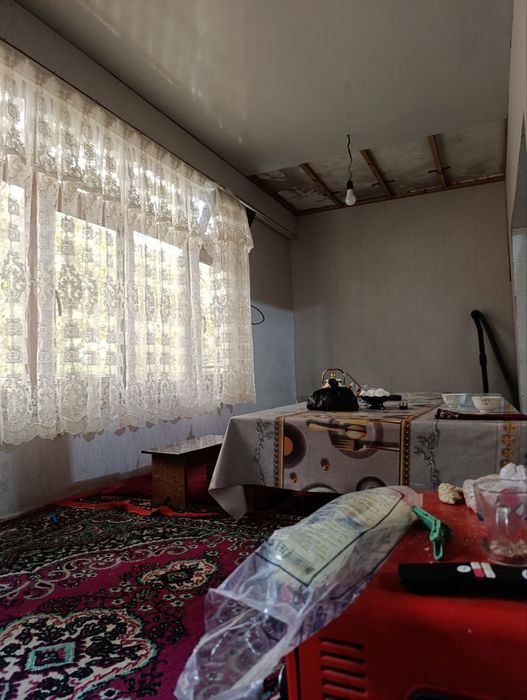 Продается квартира 3 комнатная 8 мкр чинара