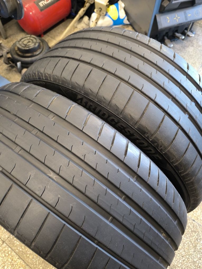 245 45 20 Bridgestone Летни 2бр.