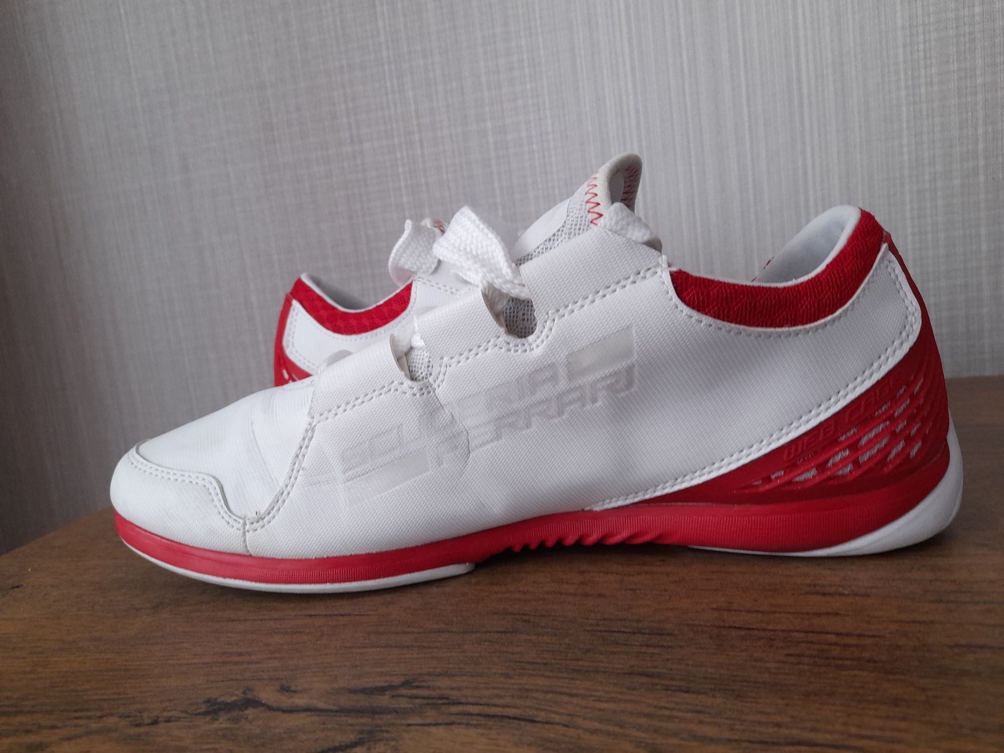 Puma Ferrari маратонки 41- 42 номер.