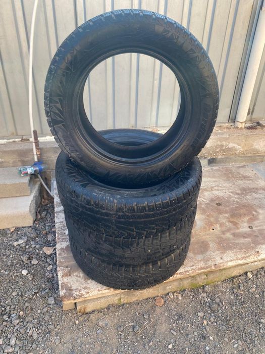 Зимние шины 15 размера состоянии отличное