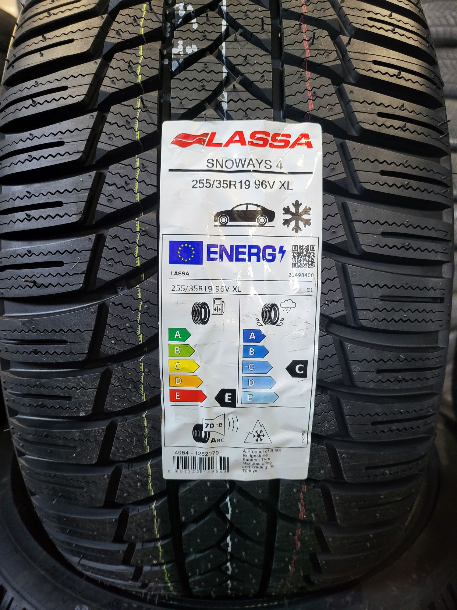 255/35/19 LASSA 4бр