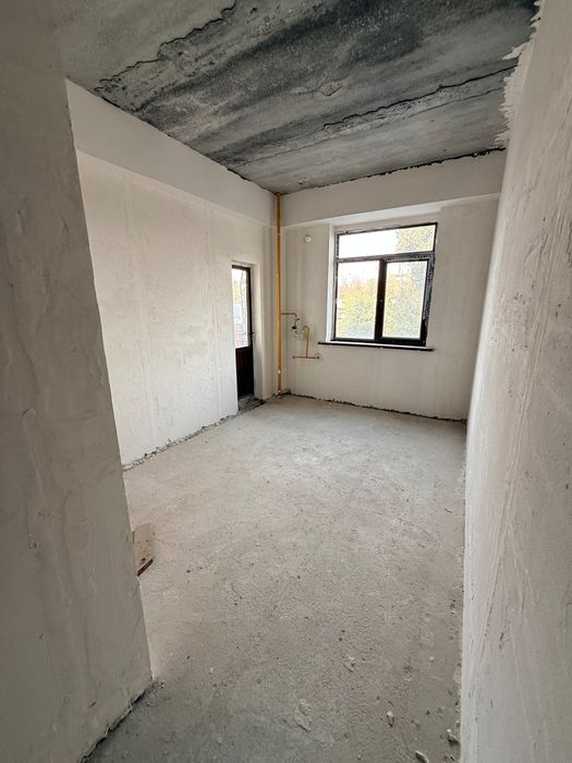 Сергели, Спутник 5 да уй сотилади