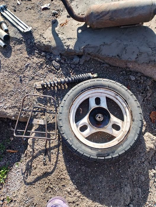 Продам запчасти от мопеда