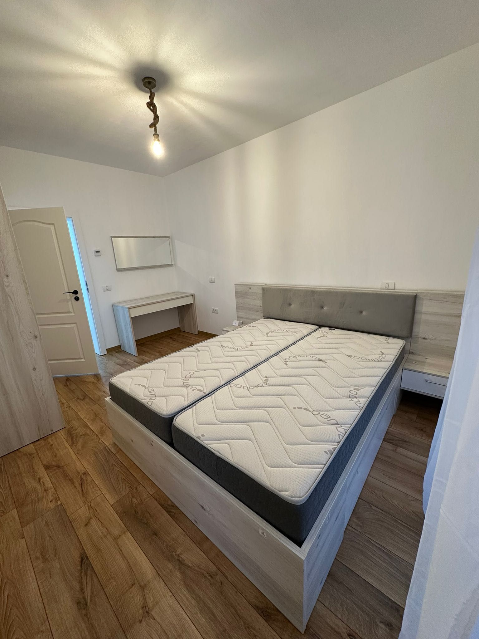 Proprietar inchiriez apartament 2 camere Torontal