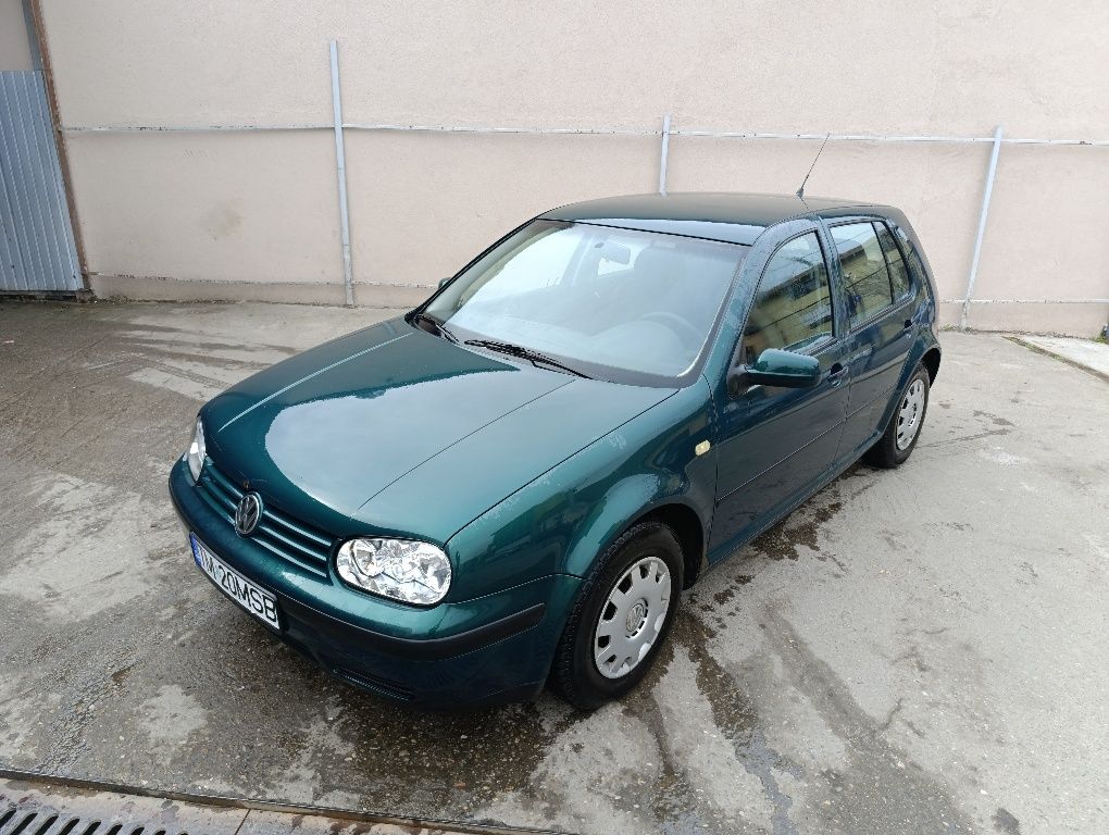 Volkswagen Golf 4 1.4benzină An 2000 Climatronic Fiscal