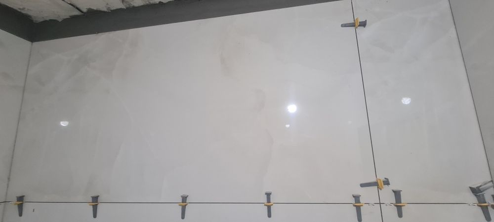 Продам плитку Оникс.