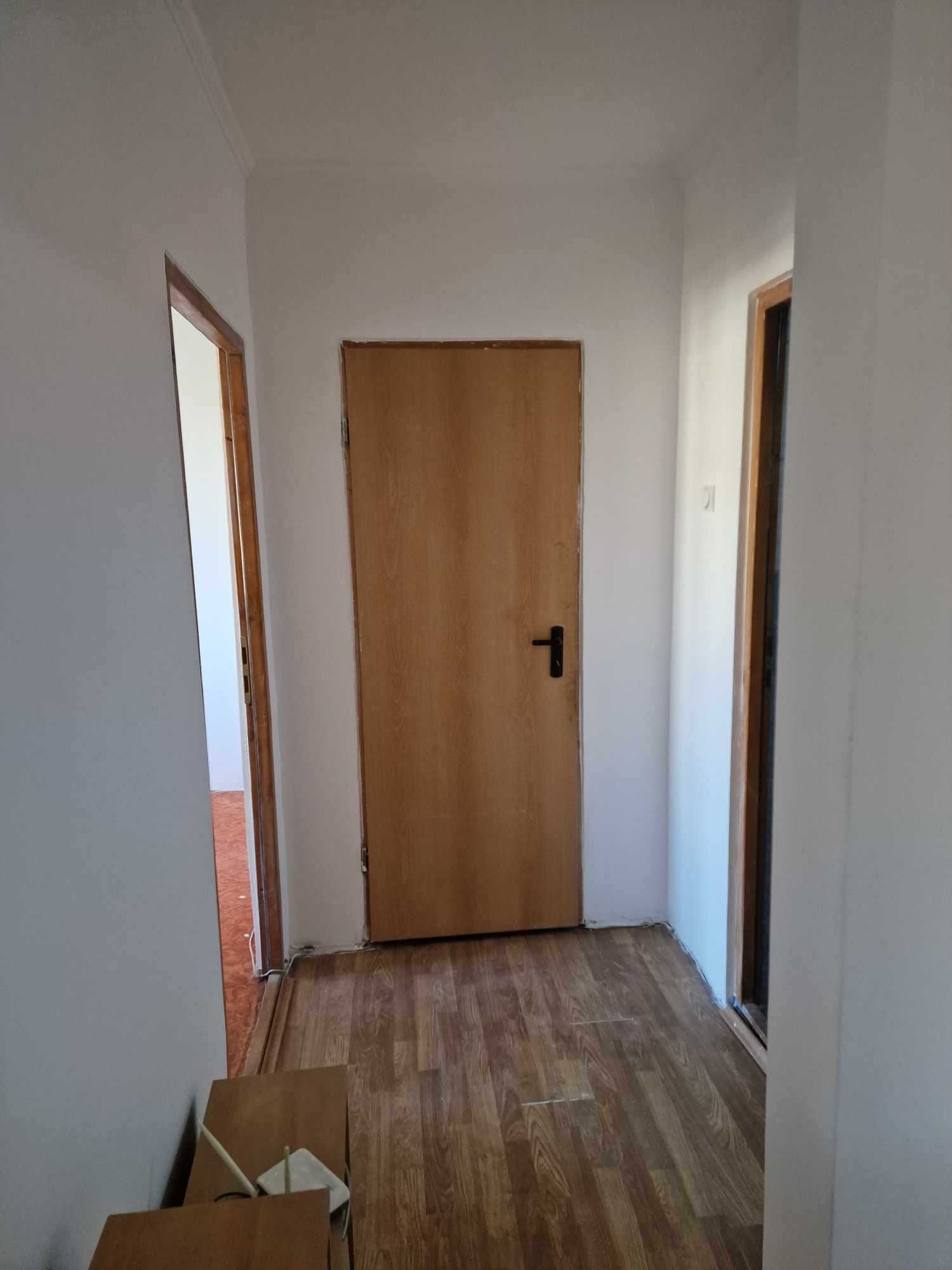 Vând apartament de 3 camere în zona ultracentrală a orașului Oradea