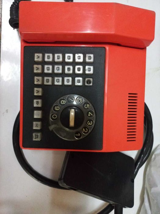 Ретро телефон с шайба