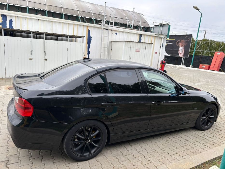 Vand bmw e90 320d automat