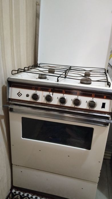 Газ плитаси сотилади!!!