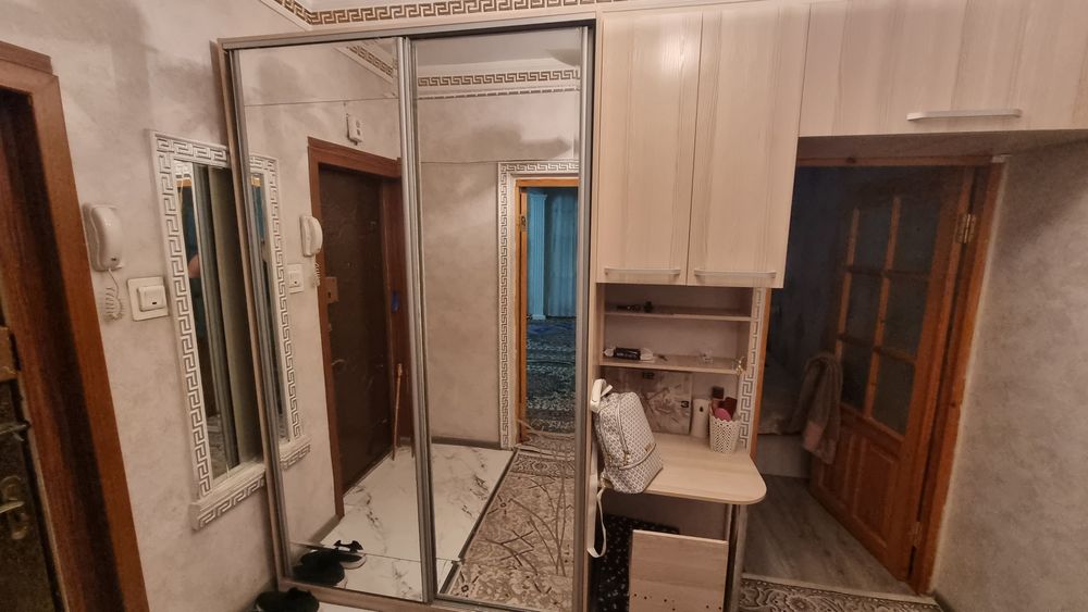 Уй сотилади массив джангох ц15 тел