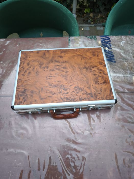 Vând set Globus solingen