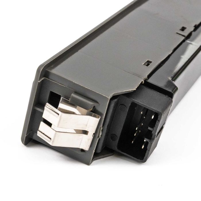 Конзола бутони за Ел. Стъкла 37990-56B00 за Suzuki Vitara