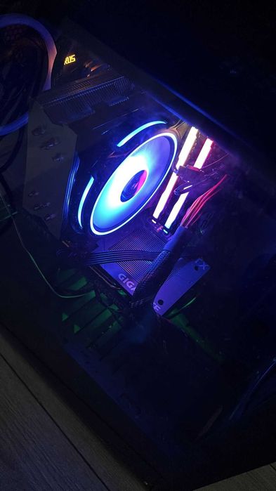 Vand sistem PC cu monitor 165Hz optional