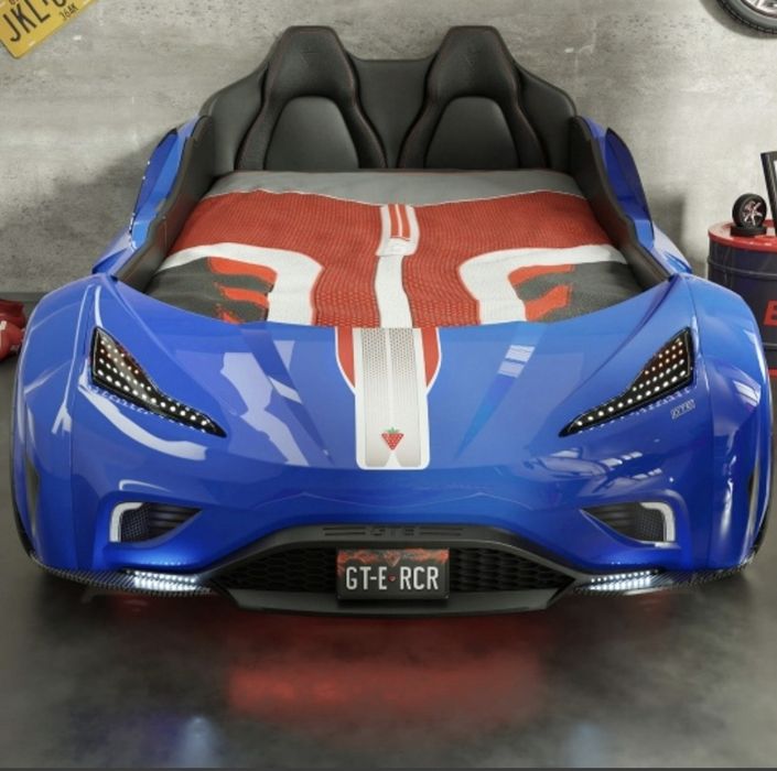 Vand masina pat gte220cm lungime 150cm lățime 85cm înălțime are leduri