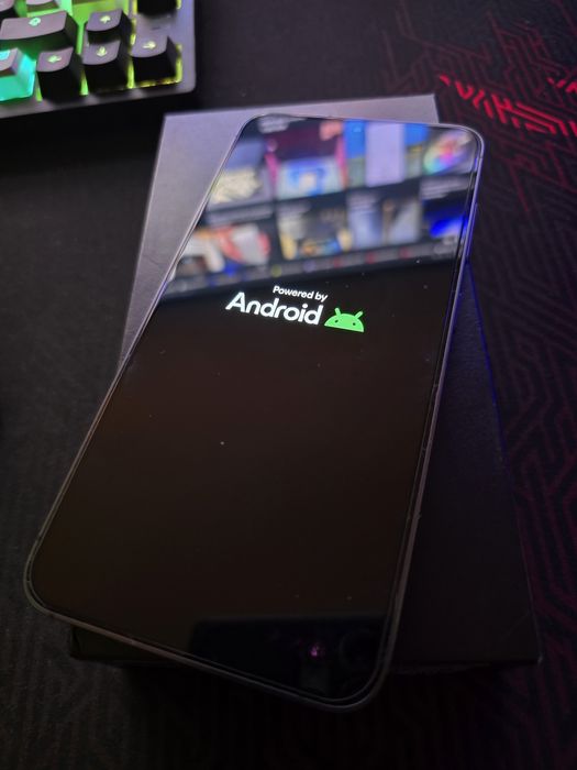 Vand Samsung Galaxy s24 impecabil