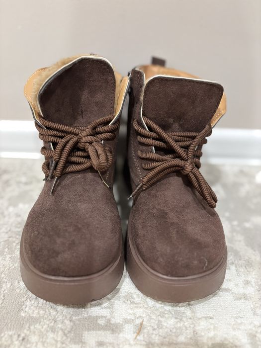 Продам женскую обувь