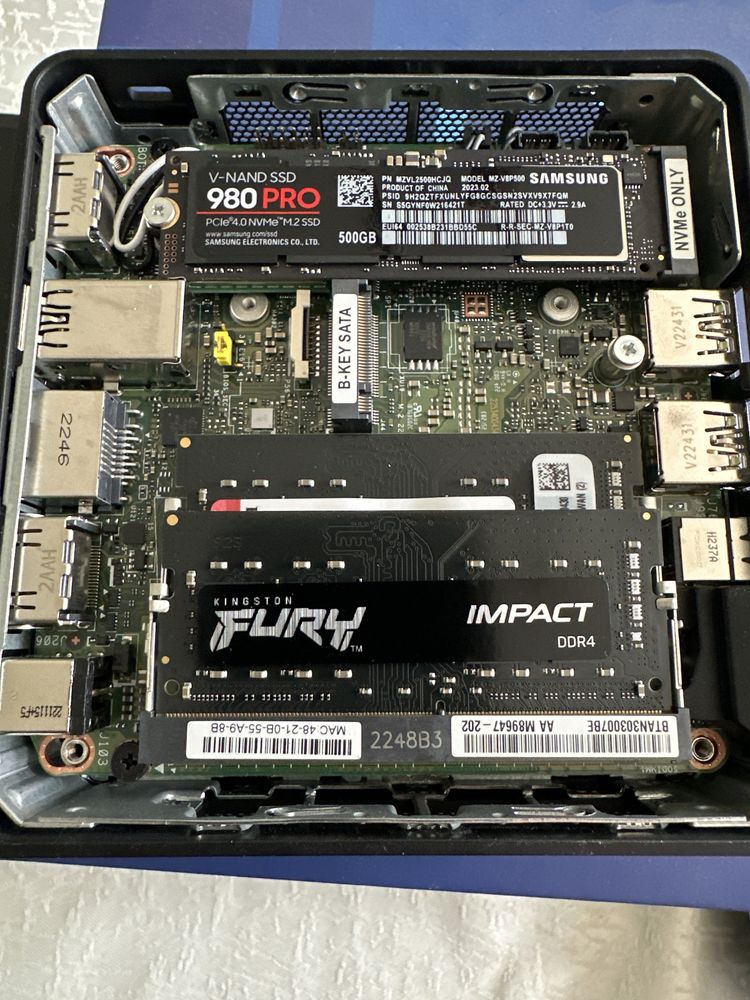 Intel NUC13 i5 1340p 32gb RAM 500GB SSD