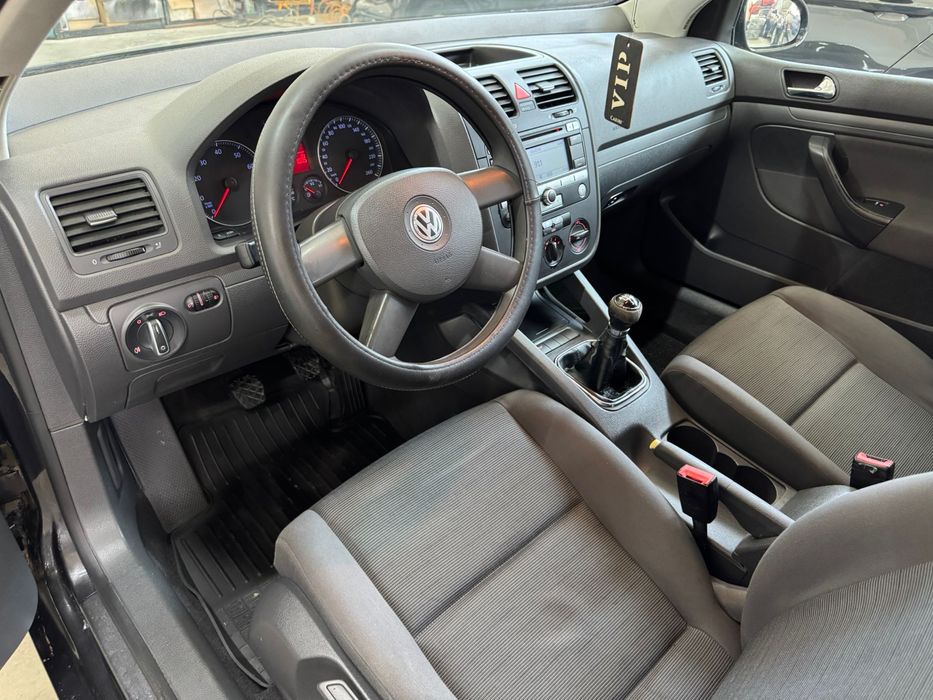 Volkswagen Golf V, 1.6 MPI