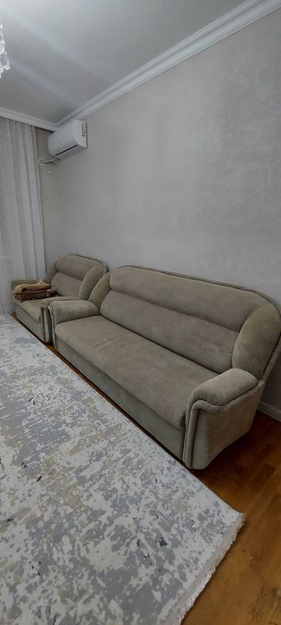 Продается диван в хорошем состоянии