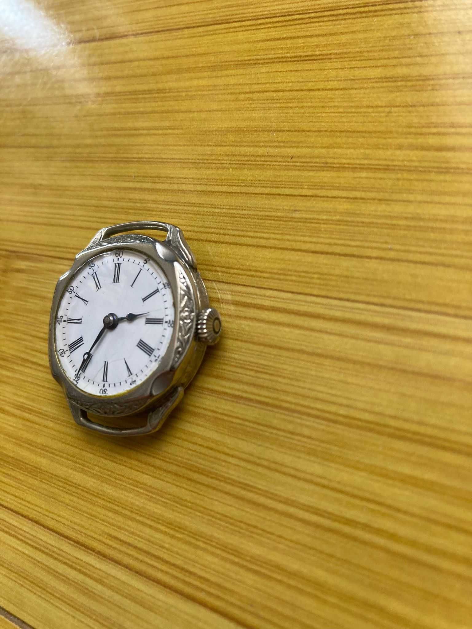 Ceas dama vintange , epoca swiss made