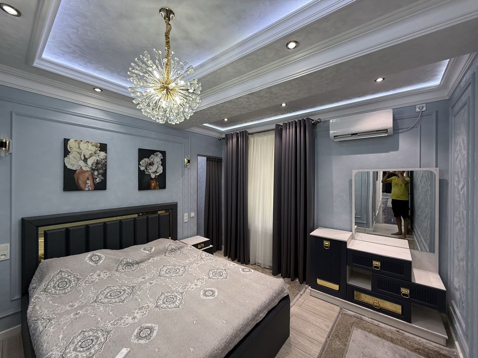 Юнусабад 2-й квартал Новостройка 4 комнатная 3 этаж, 111м2. Авторская