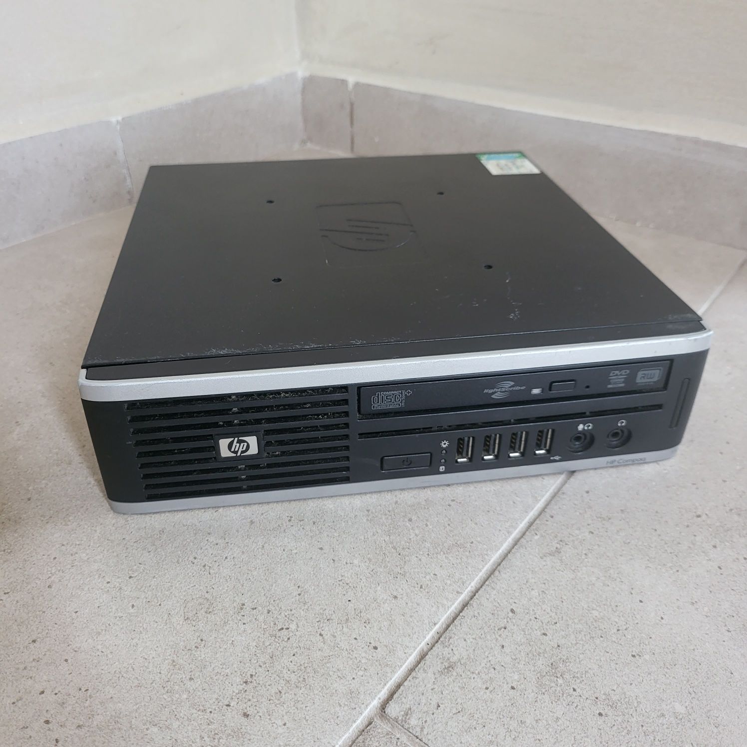 Mini unitate HP Core i3