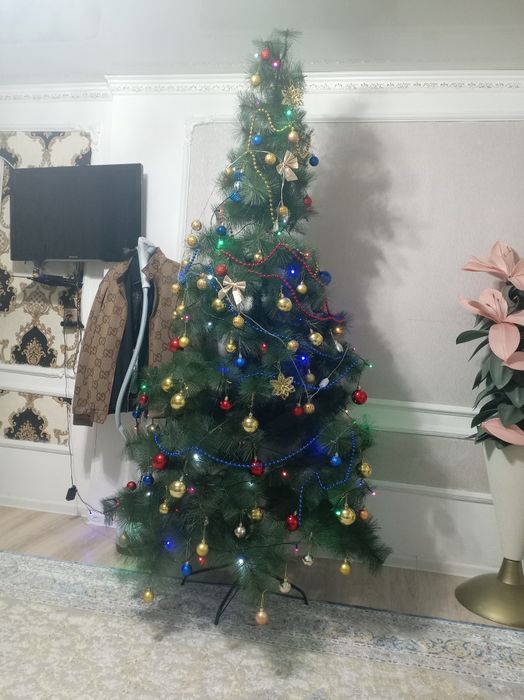 Срочно продам ёлку