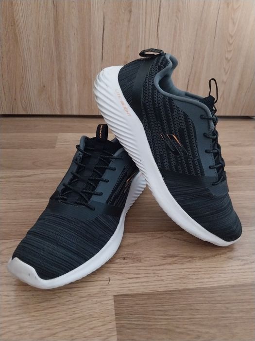 Adidasi originali Skechers nr.43