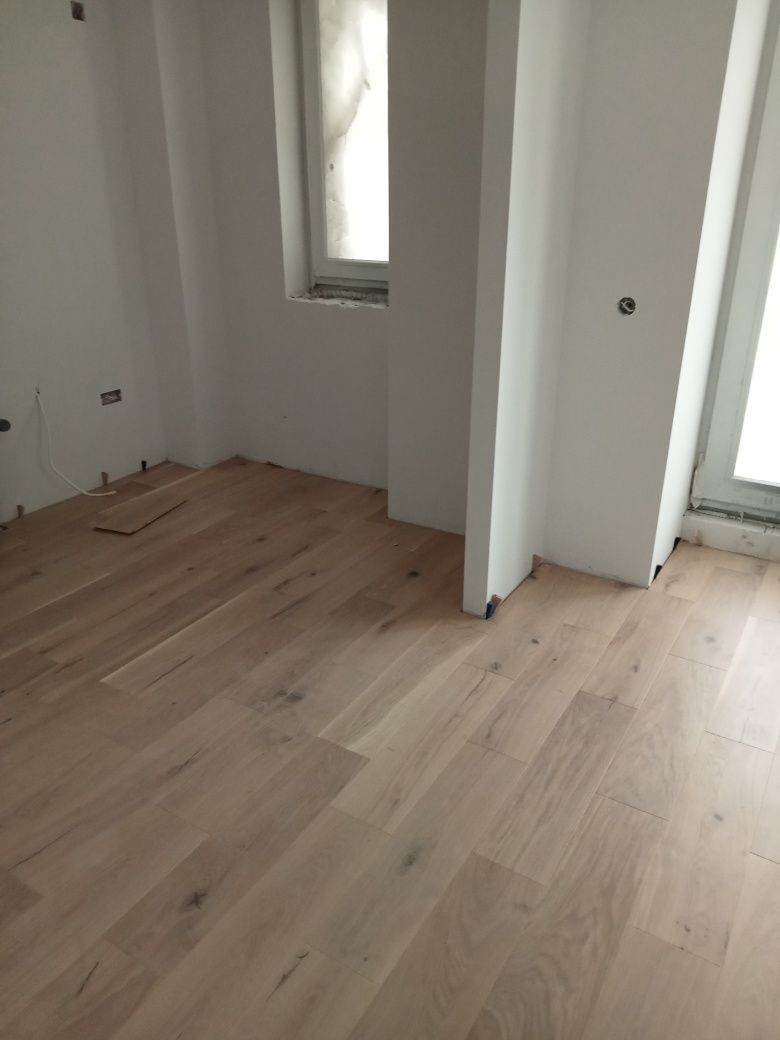 Montez parchet lipit și flotant