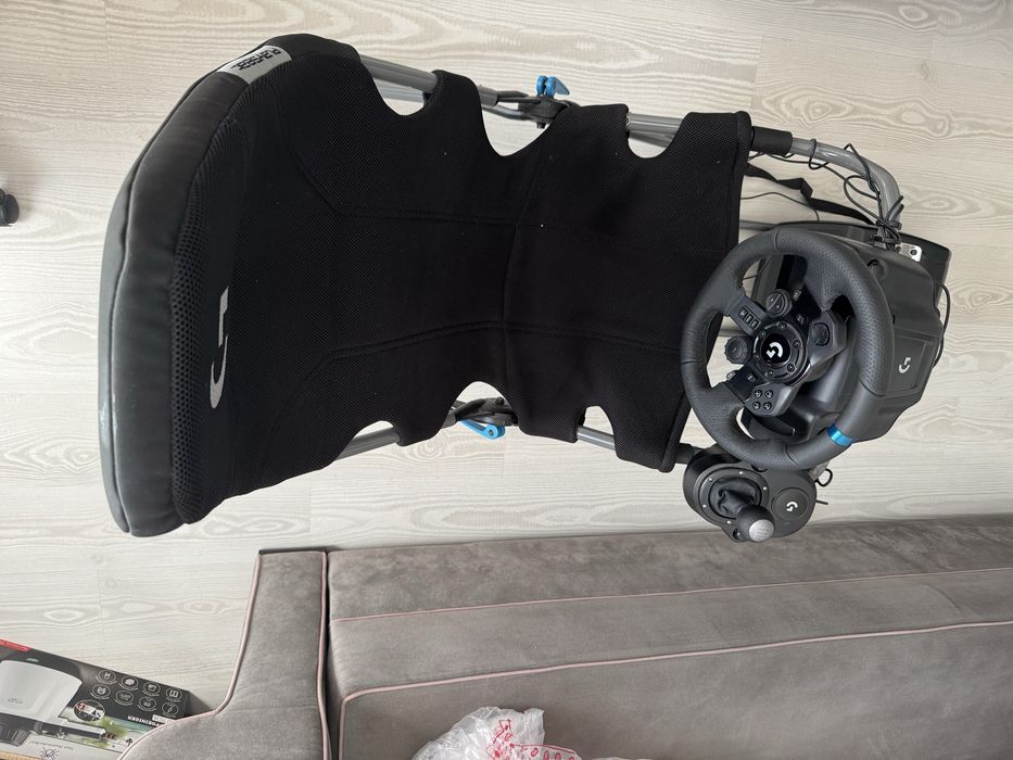 Playseat + schimbator + volan logitech g923