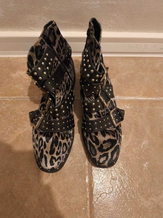 Дамски боти 39 номер - 20 лв