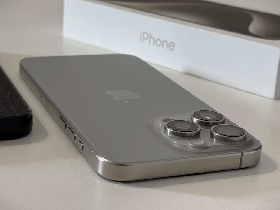 Бартер! Като Нов! iPhone 15 Pro Max Natural Titanium (Сив)