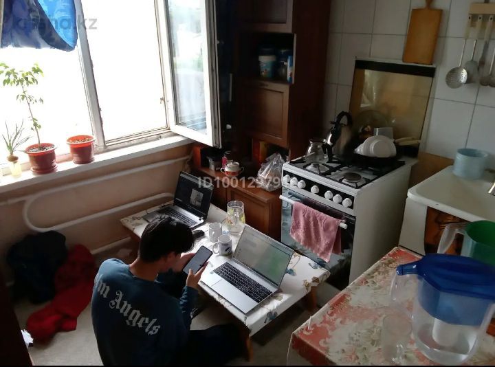 Арендую 1-комнатную квартиру в центре!!!