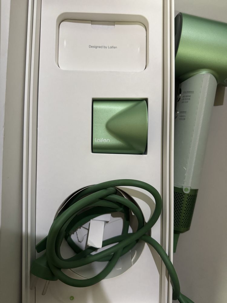 Фен Laifen Swift Special (зелёный, 1600 W) с ионизацией и диффузором