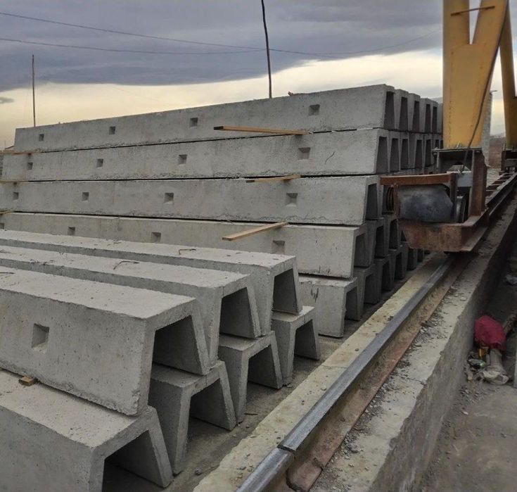 Beton plita, Stalba, Latok.Латок.